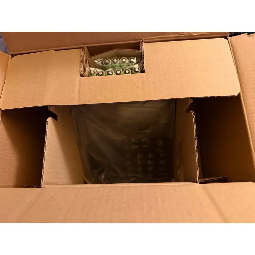Panasonic KX-TG985SK Link2Cell 5 Handset Cordless Phone System New Open Box